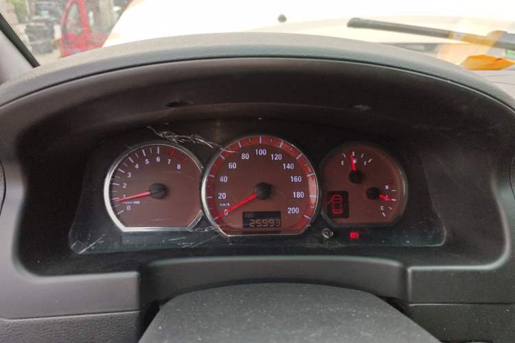 Used FORTHING Lingzhi 2011 QA 2.4L Short-Wheelbase Comfort Edition Instrument Cluster