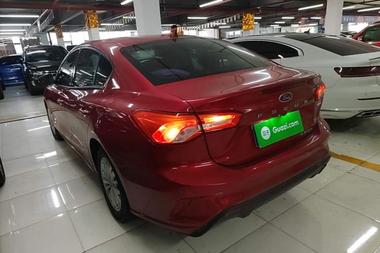 Used Ford Focus 2020 Sedan EcoBoost 180 Automatic Trend Edition
