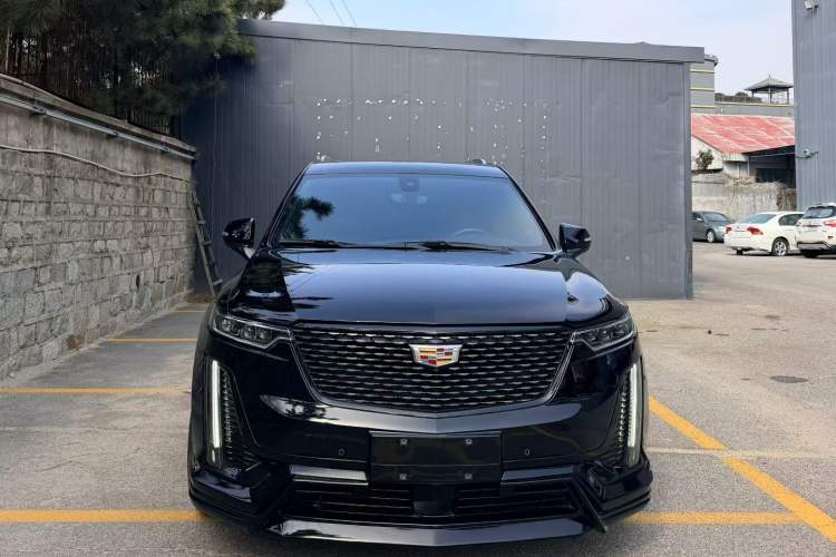 Used Cadillac XT6 2022 2.0T Six-Seater Four-Wheel Drive Luxury Version
