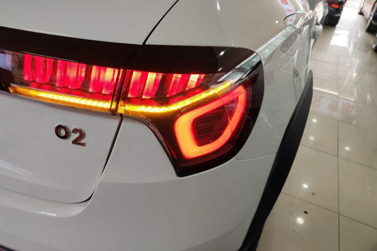 Used Lynk & Co 02 2018 1.5T DCT Two-Wheel Drive Sporty Version China V Standard
