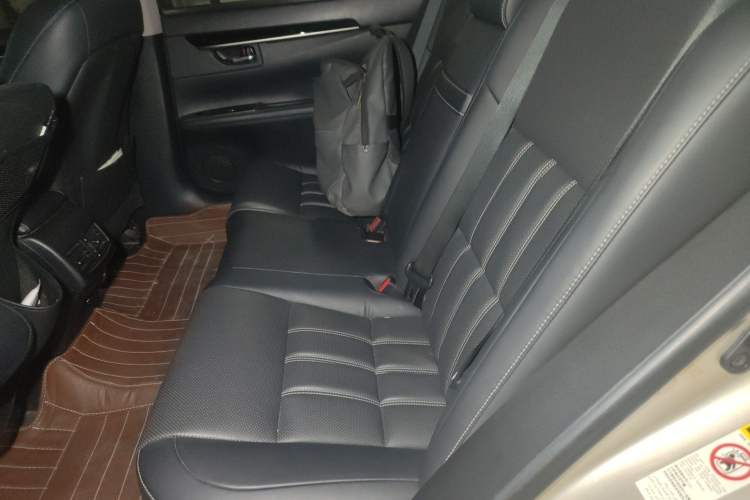 Used Lexus ES 2015 200 Elite Edition Left Rear Seat