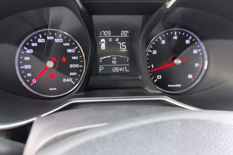 Used MG 6 2017 20T Automatic Luxury Smart Connect Version China V Standard