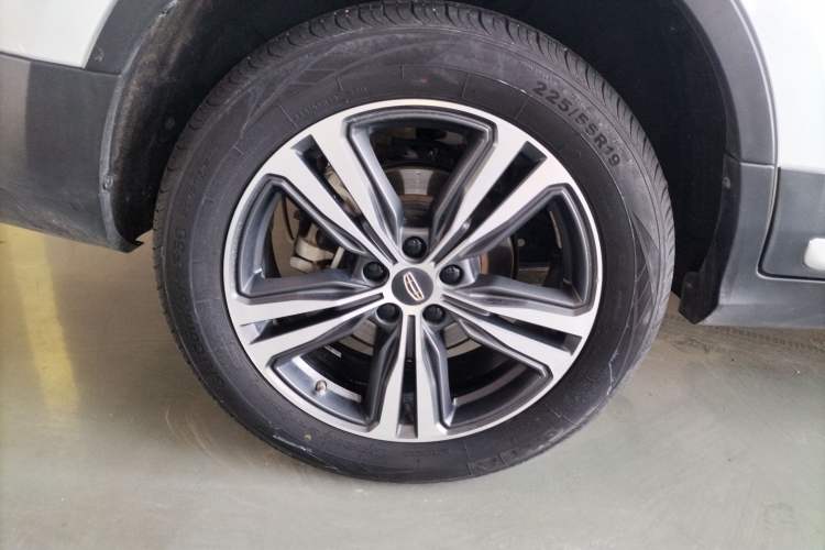 Used Geely Auto Emgrand X7 Sport 2022 1.8TD DCT Zhiya Trim