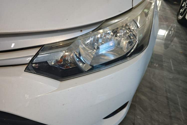 Used Toyota Vios 2014 1.3L Automatic Standard Edition Left Front Headlight