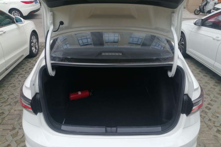 Used Volkswagen Lavida 2023 New Rui 1.5L Automatic New Yi Edition
