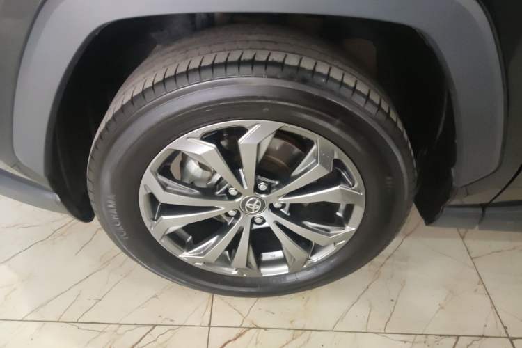 Used Toyota RAV4 2023 2.0L CVT Two-Wheel Drive Fashion Plus Edition Exterior 4