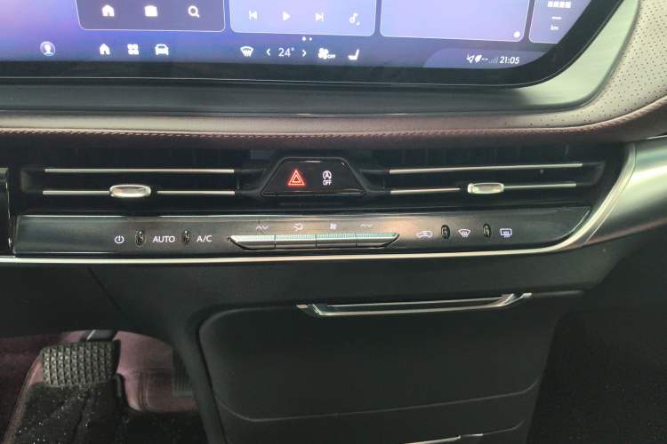 Used Buick Century 2025 2.0T Seven-Seater Yinshi Edition