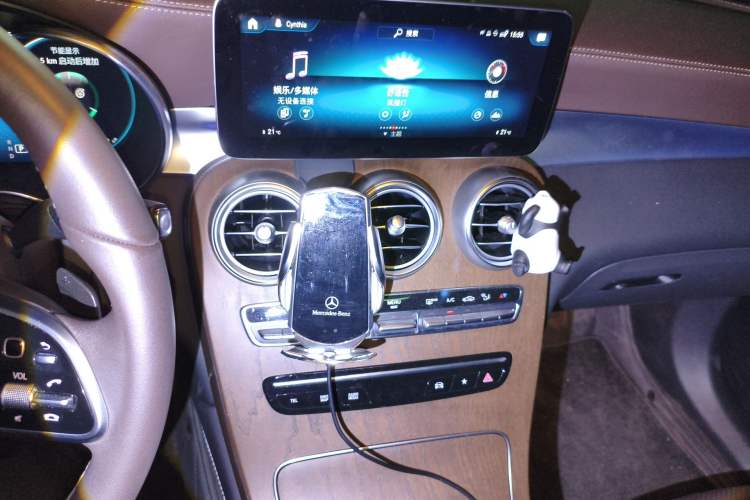 Used Mercedes-Benz GLC 2022 GLC 260 L 4MATIC Luxury Model Audio And AC Panel