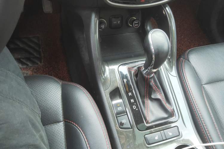 Used CHANGAN CS75 2017 Shangkui Edition 1.5T Automatic Sharp Model
