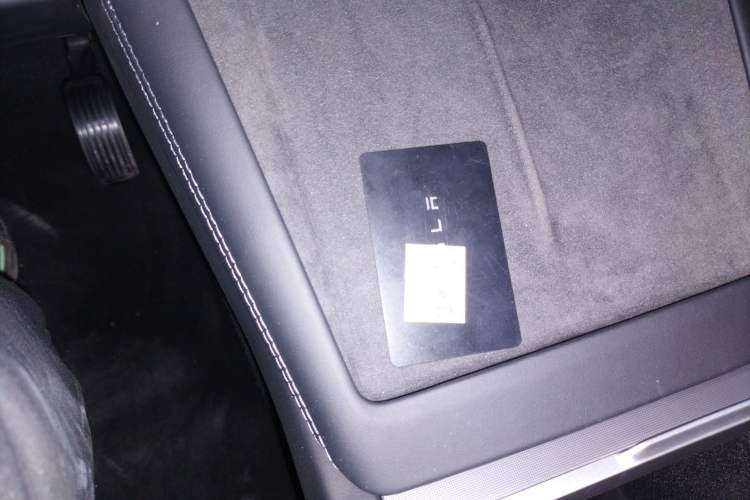 Used Tesla Model 3 2023 Rear-Wheel-Drive Version
