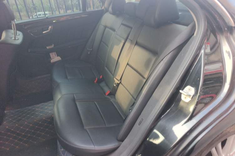 Used Mercedes-Benz E-Class 2011 E 200 L CGI Elegant Model