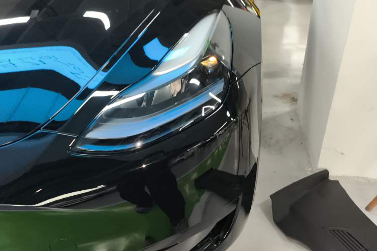 Used Tesla Model Y 2023 Rear-Wheel-Drive Version