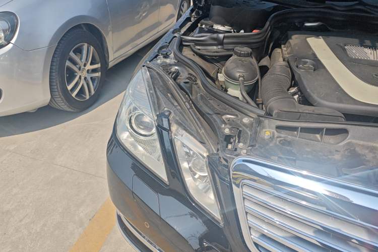 Used Mercedes-Benz E-Class 2013 E 300 L Elegant Model
