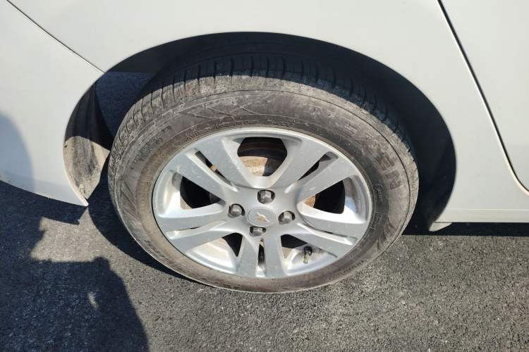 Used Chevrolet Lova RV 2016 1.5L Automatic Smart Drive Edition Right Rear Wheel Hub