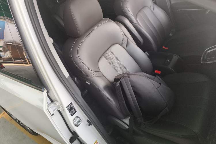 Used GAC Trumpchi M6 2019 270T DCT Luxury Edition (7-seater) China VI