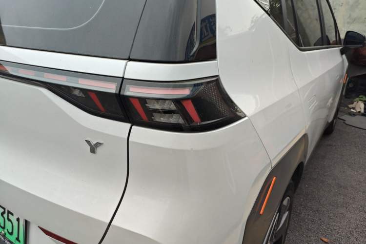 Used AION Y 2021 70 Intelligent Edition