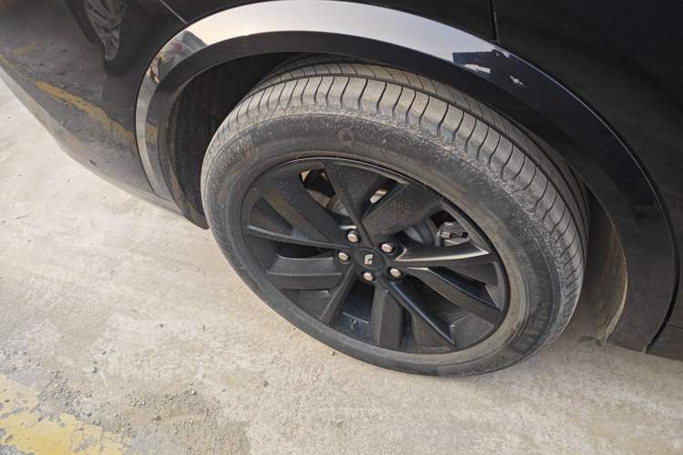 Used Li Auto L8 2023 Pro Model