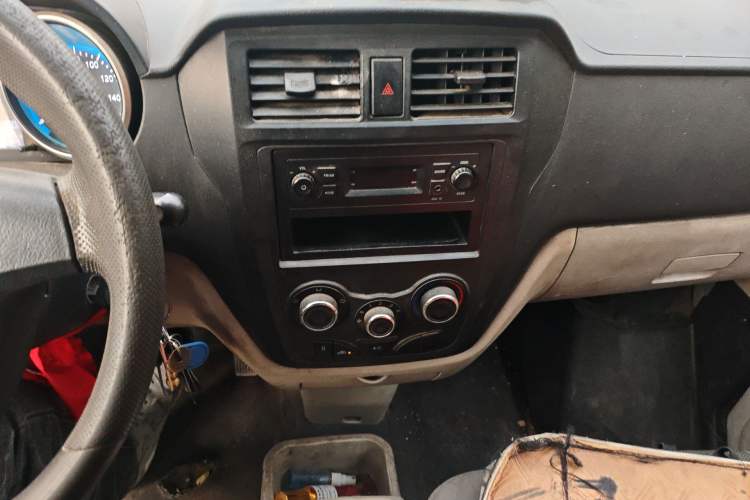 Used Karry Youyou EV 2021 Van SQR5039 Audio And AC Panel