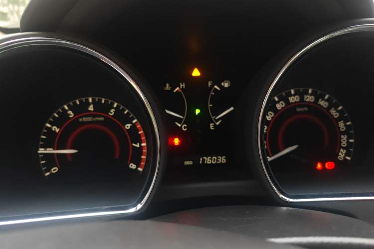 Used Toyota Highlander 2009 2.7L Two-Wheel Drive 7-Seater Luxury Edition
