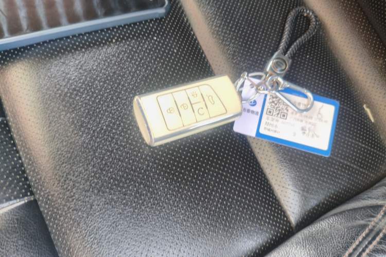 Used GAC Trumpchi GS7 2017 280T Two-Wheel Drive Luxury Model Vehicle Key