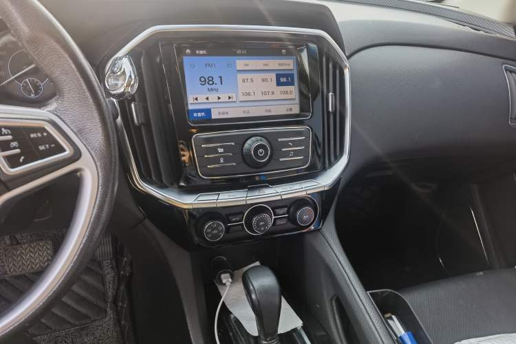 Used JMC Yusheng S350 2016 2.0T Automatic All-Wheel Drive Gasoline Luxury Edition 5 Seats