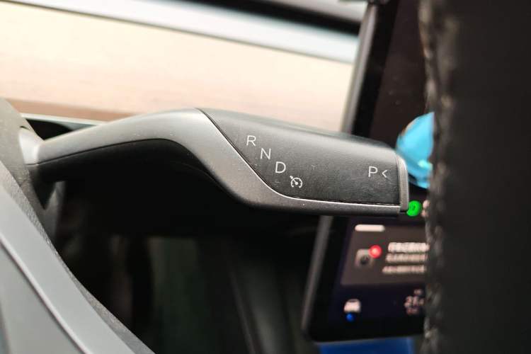 Used Tesla Model Y 2021 Standard Range Rear-Wheel Drive Version
