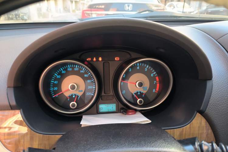 Used Buick Excelle 2015 1.5L Automatic Classic Model Instrument Cluster