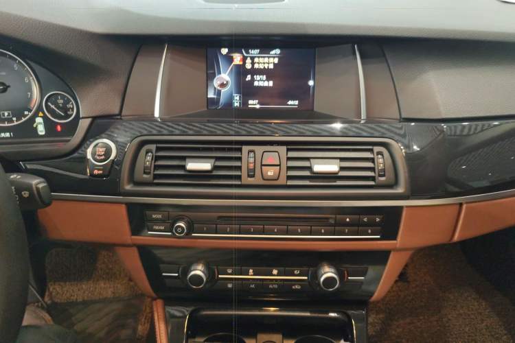 Used BMW 5 Series 2014 520Li Elegant Model