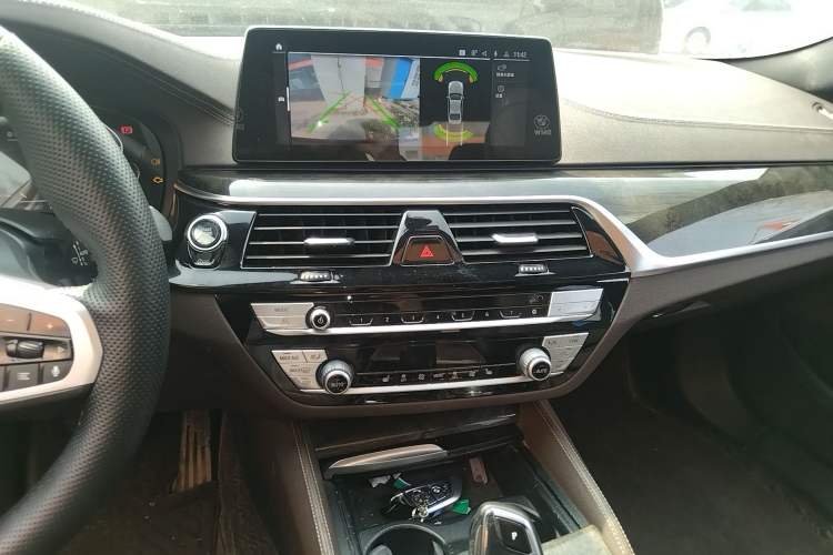 Used BMW 5 Series 2020 525Li M Sport Package
