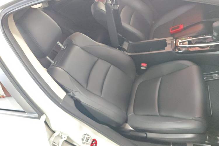 Used Honda Envix 2022 180TURBO CVT Comfort Version