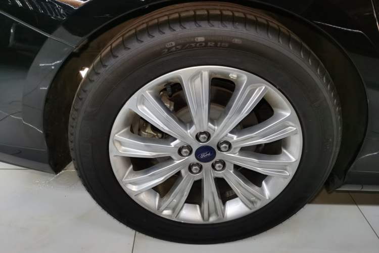 Used Ford Taurus 2019 EcoBoost 245 Comfort Edition