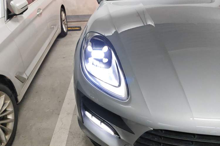 Used Porsche Macan 2020 Macan 2.0T