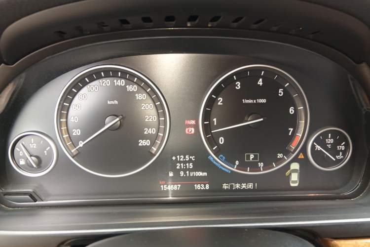 Used BMW 5 Series 2011 528Li Luxury Model Instrument Cluster