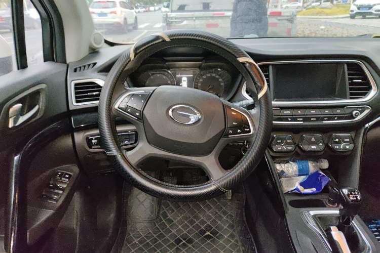 Used GAC Trumpchi GS4 2017 235T Manual Two-Wheel Drive Luxury Edition
