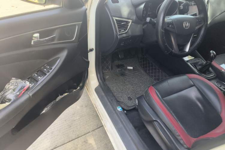 Used CHANGAN Eado 2016 1.6L Manual Junku Model
