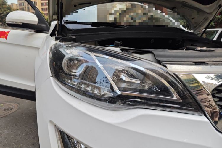 Used Zotye Domy X5 2015 1.5T CVT ZhiXian Model China IV Standard