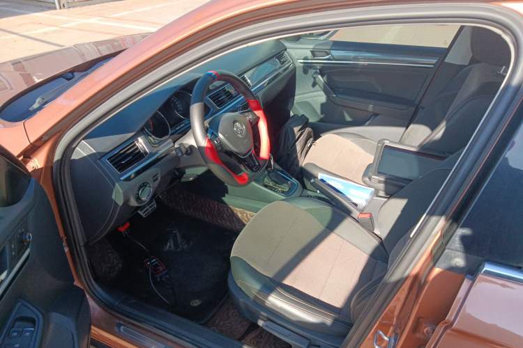 Used Volkswagen C-TREK 2018 1.5L Automatic Comfort Model