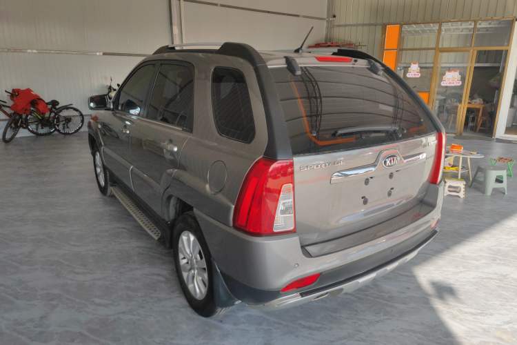 Used Kia Sportage 2013 2.0L Manual Two-Wheel Drive GL Trim