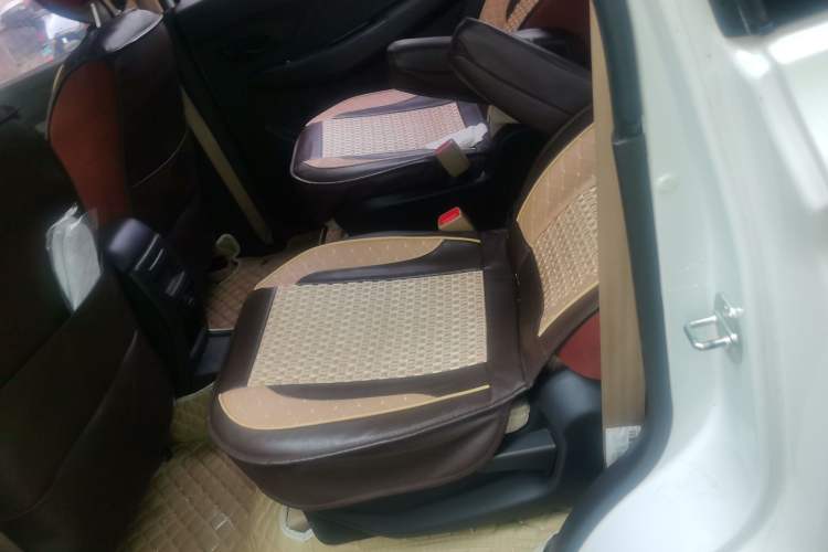 Used Wuling Hongguang 2019 1.5L S Standard Version China VI LAR
