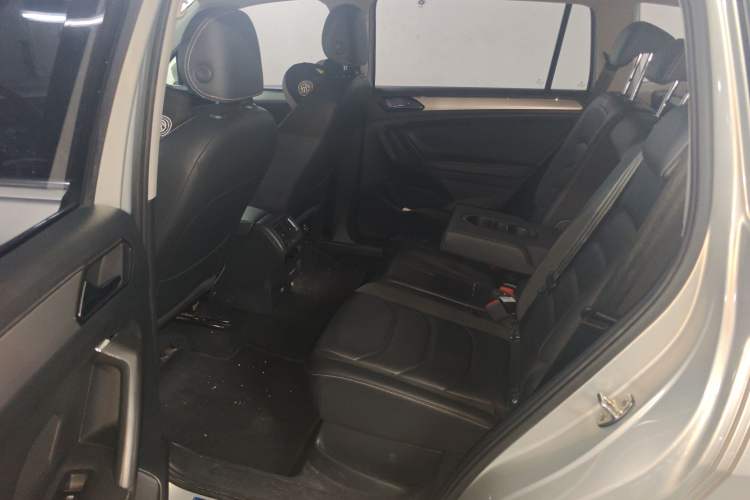 Used Volkswagen Tiguan L 2019 330TSI Automatic Two-Wheel Drive Smart Luxury Version China V Emission Standard