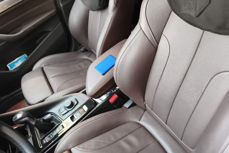 Used BMW X1 2018 sDrive18Li Luxury Model
