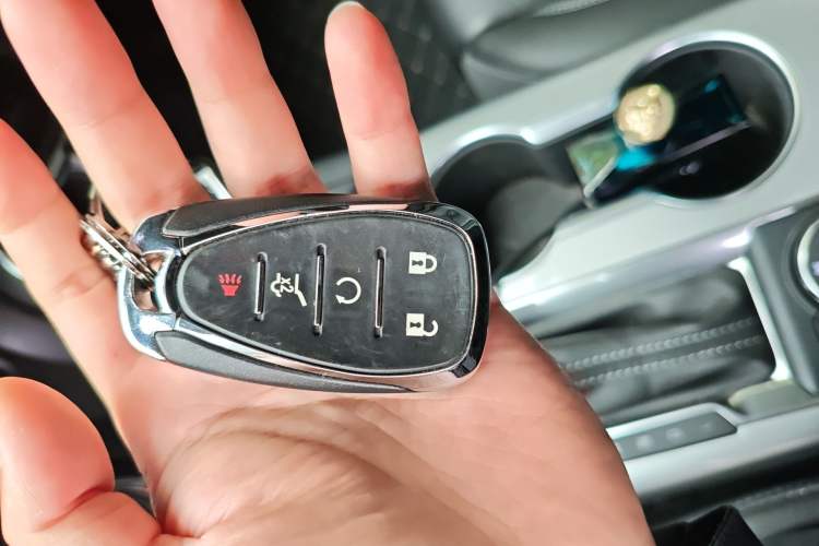 Used Chevrolet Blazer 2020 650T 7-Seater WEI Version Vehicle Key