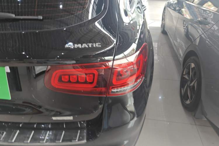 Used Mercedes-Benz GLC 2022 Second Facelift GLC 260 L 4MATIC Luxury Edition Right Rear Taillight