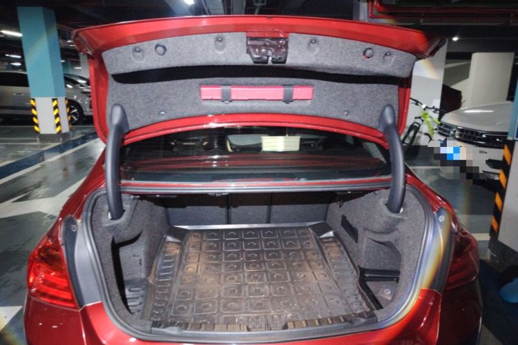 Used BMW 3 Series 2015 320Li Luxury Edition Fashion Model
