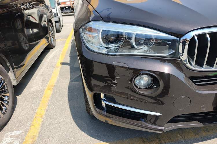 Used BMW X5 2017 xDrive28i Right Front Headlight