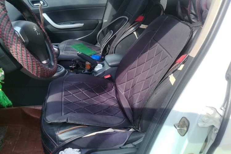 Used Peugeot 408 2013 2.0L Manual Comfort Edition