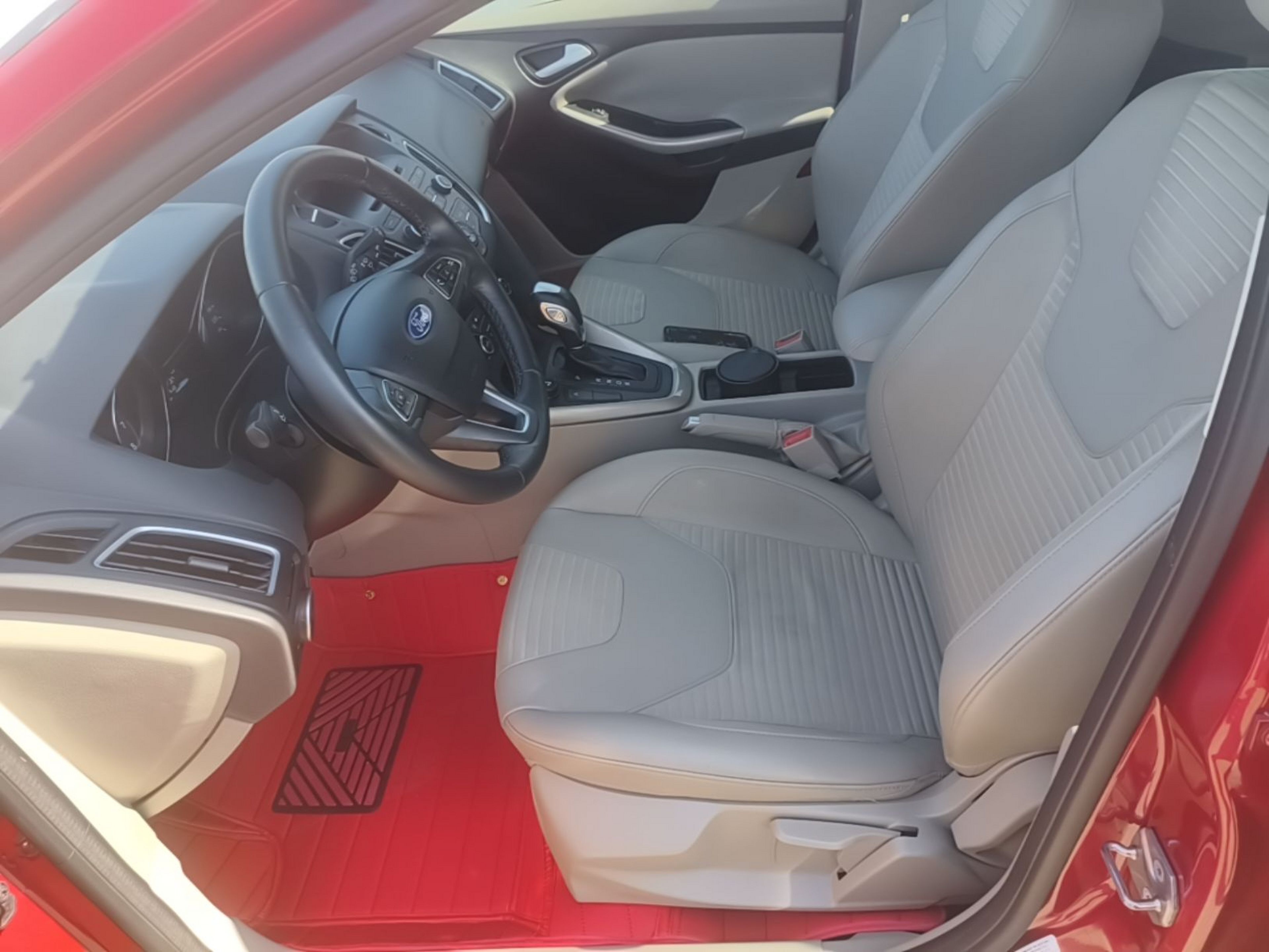 Interior delantero