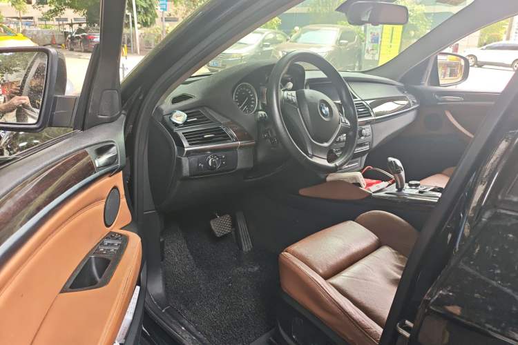 Used BMW X6 2009 xDrive35i Driver Seat