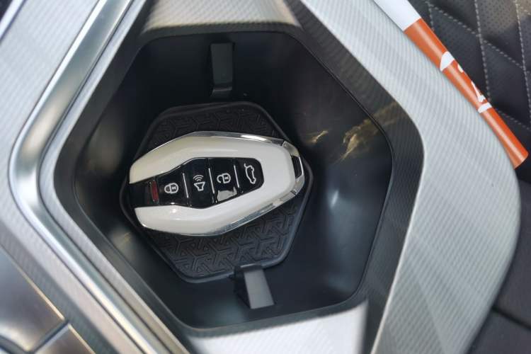 Used JETOUR X70 PLUS 2023 1.5T Manual Warrior PRO 5-Seater Vehicle Key