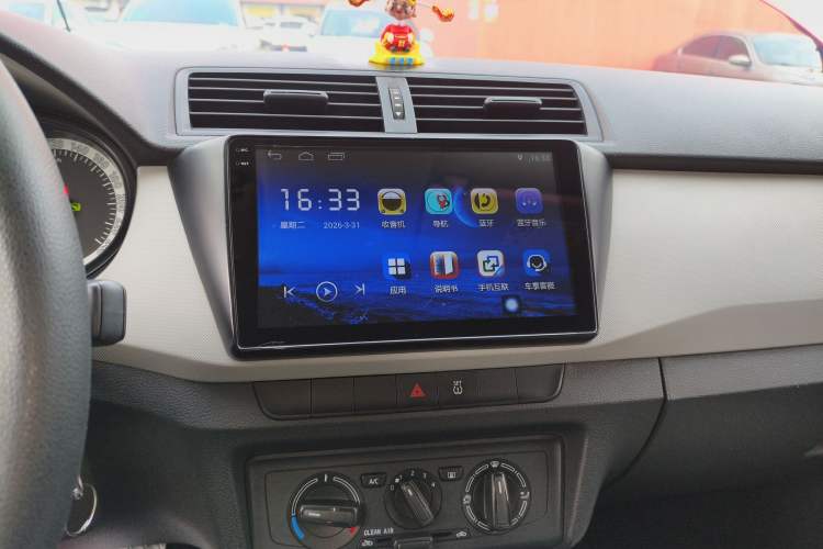 Used Skoda Fabia 2017 1.4L Automatic Car Enjoy Edition
